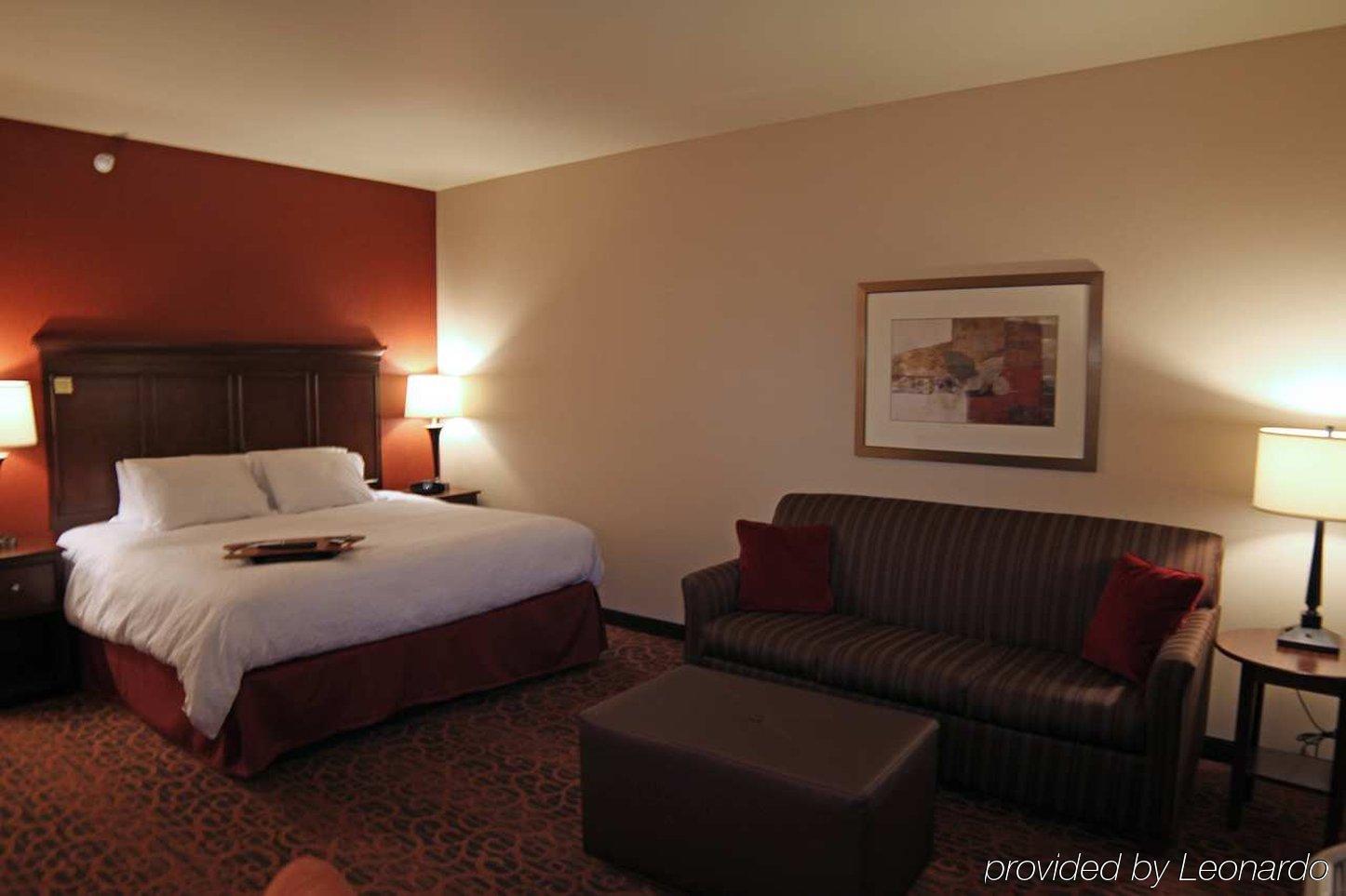 Hampton Inn & Suites Grand Forks Eksteriør bilde