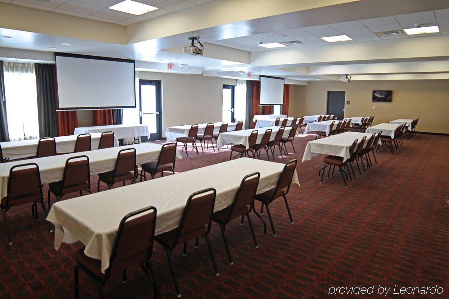 Hampton Inn & Suites Grand Forks Eksteriør bilde